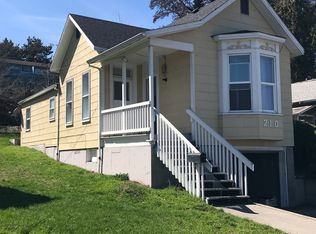 210 W 11th St, The Dalles, OR