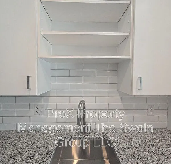 701 Bates Ave SW #202 — Photo 14