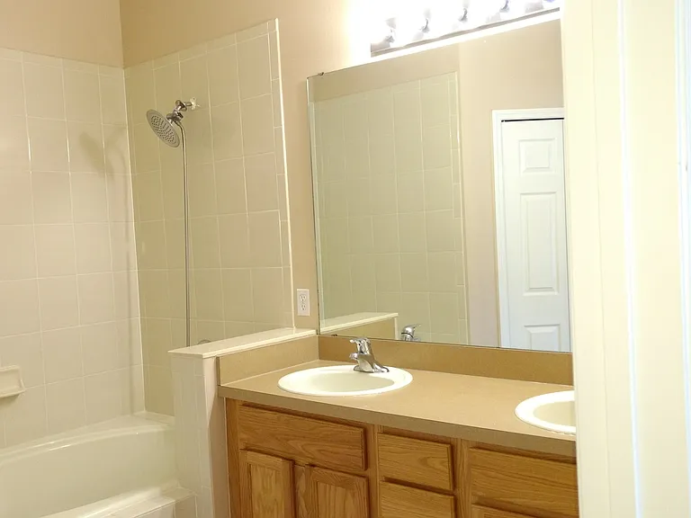 14651 Water Locust Dr — Photo 20