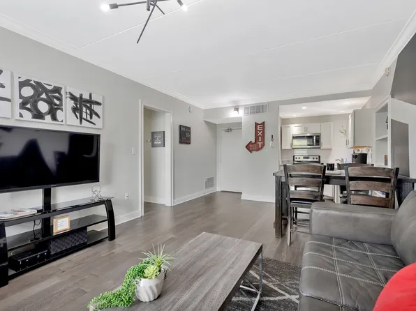 11 Music Sq E APT 203, Nashville, TN 37203
