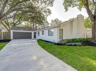 2830 Durban Dr, Houston, TX 77043