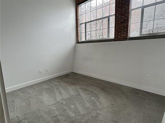 4th image of 180 Allen St Unit 104