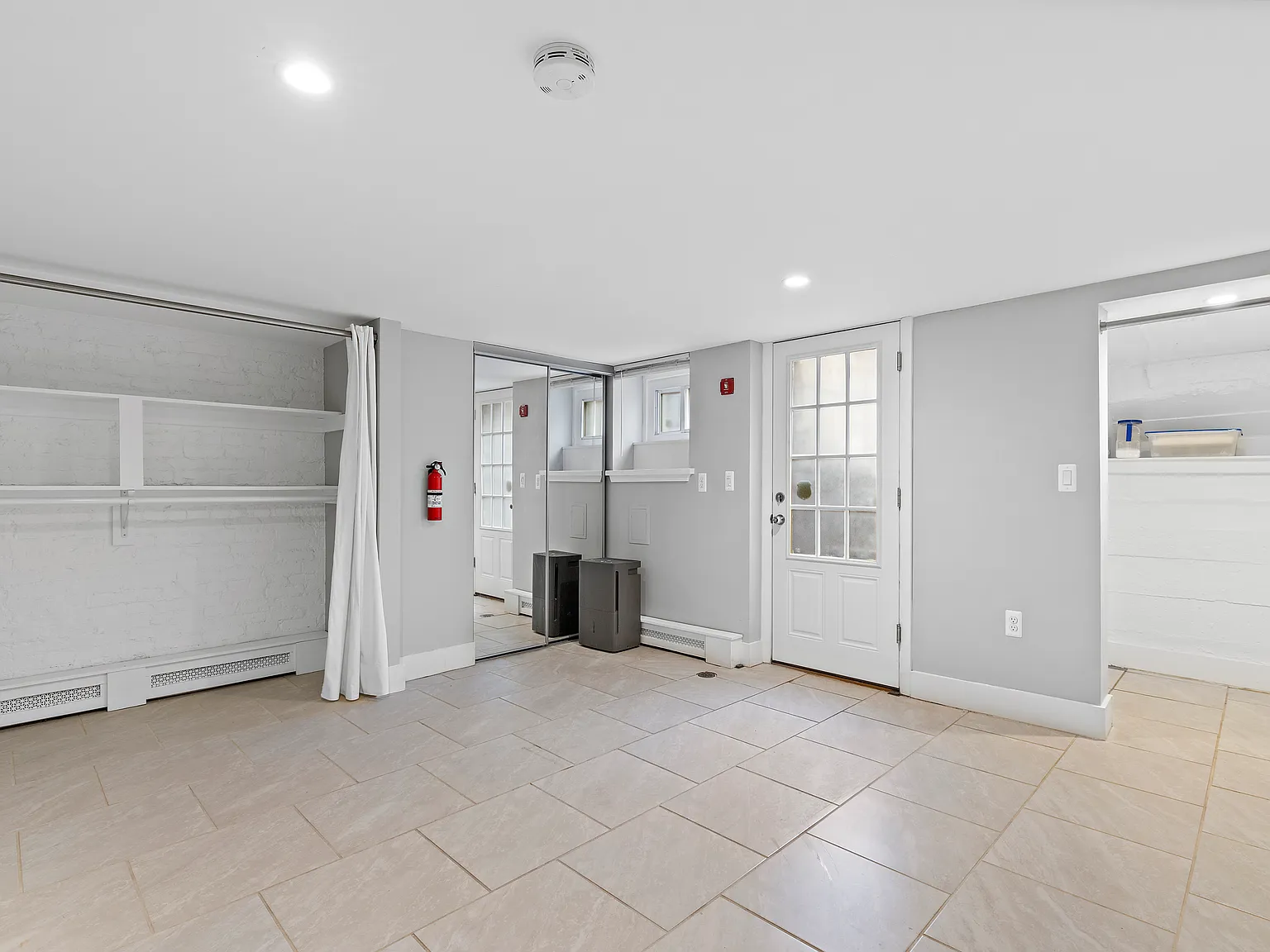 4 bed, 1480 sqft, $3,600 — Photo 2