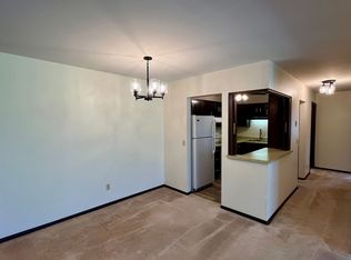 1711 Sawyer Dr APT B, Marshfield, WI 54449