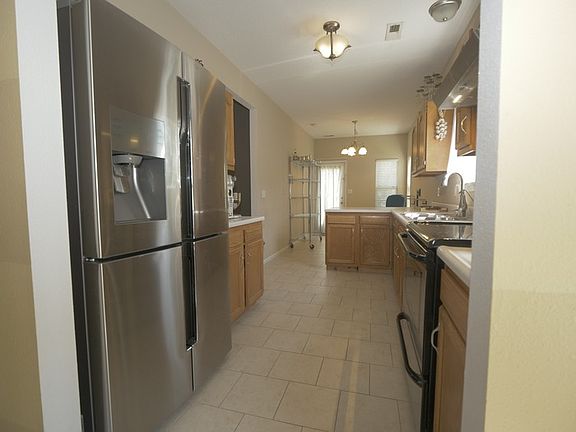 4th image of 11880 Locus Ln