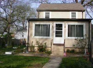 63 Homeland Ave, Warwick, RI 02886