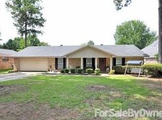 2404 Helmsdale Ct, Shreveport, LA 71118