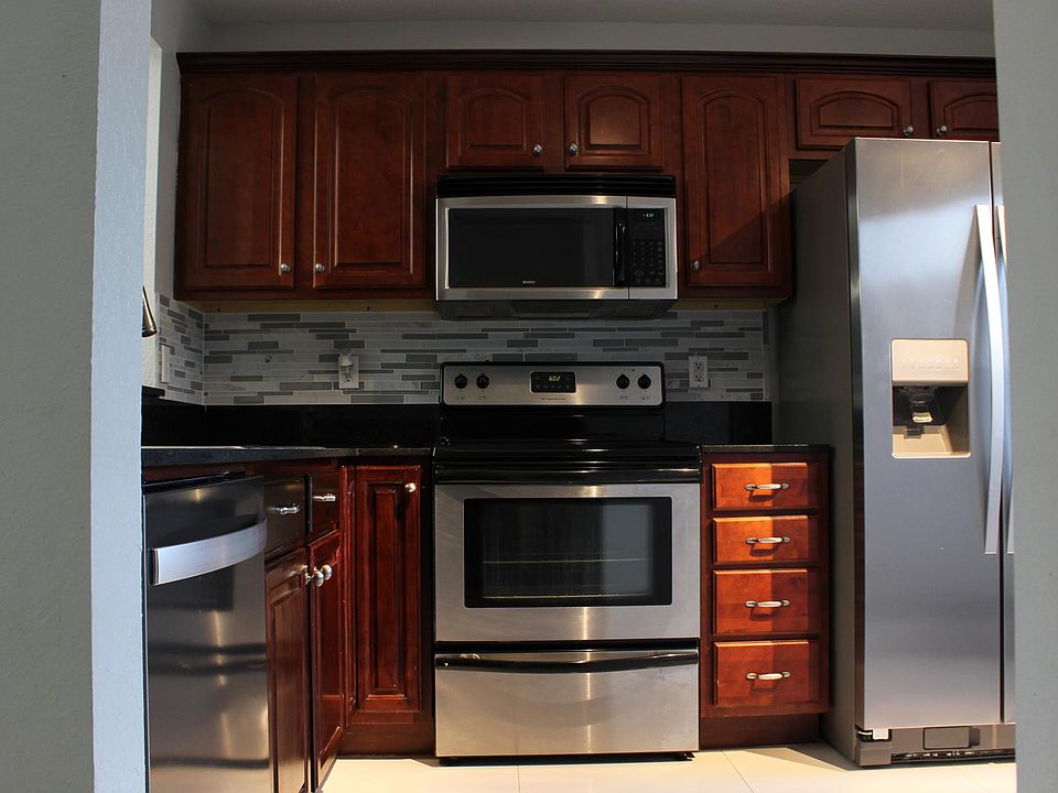 1st image of 6623 Winfield Blvd #34