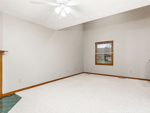 5th image of 8275 Talia Ct