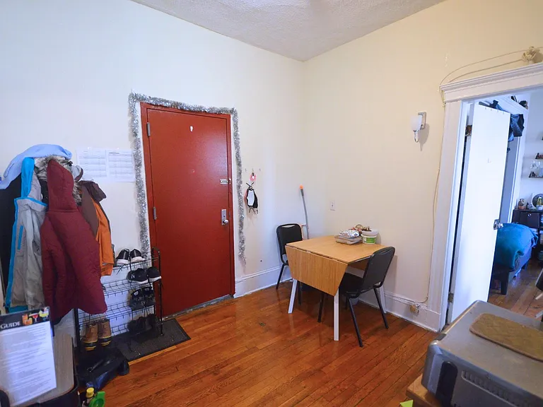 24 Peterborough St #2 — Photo 14