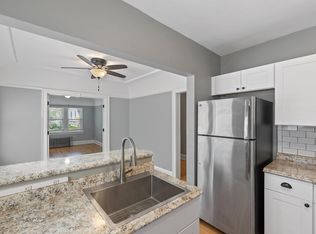 2938 N Newhall St APT 2, Milwaukee, WI 53211