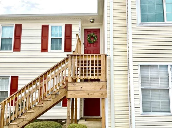 1411 Olivewood Ct, Virginia Beach, VA 23464