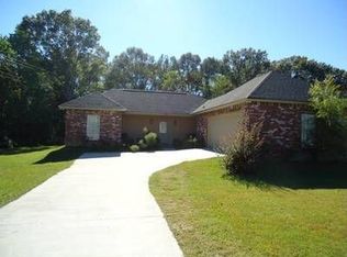 7414 Jupiter Dr, Baker, LA 70714
