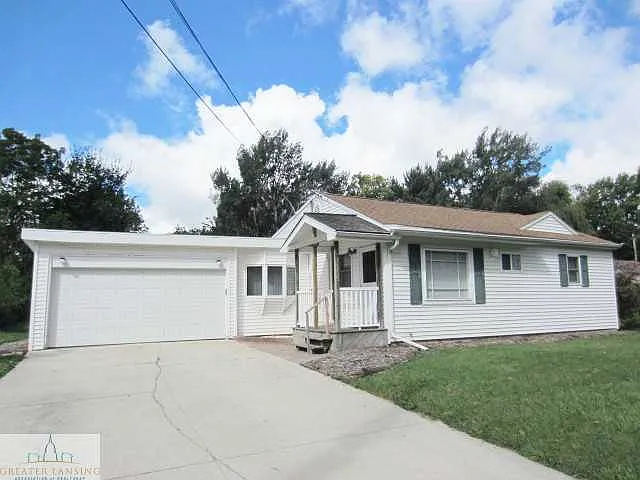 3018 Maloney St photo 1