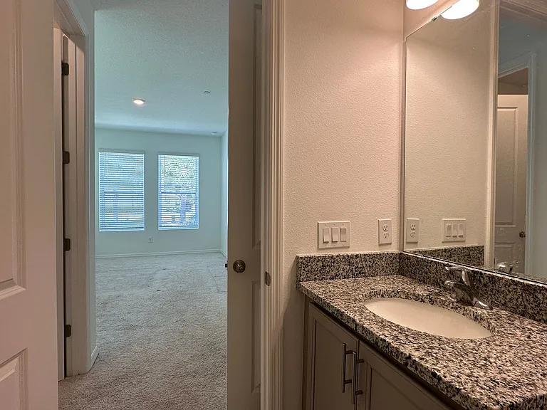 8454 Sperry St — Photo 15
