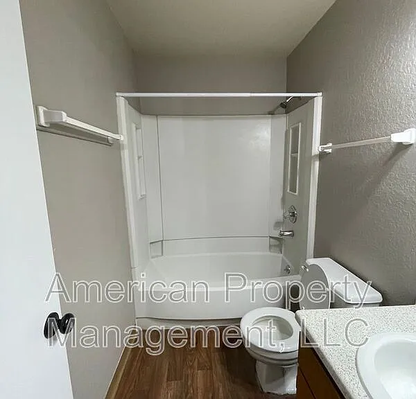 13120 E 44th St — Photo 27