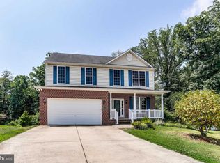 115 Sauers Ln, Glen Burnie, MD 21061