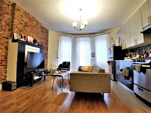 2nd image of 1164 Pacific St APT D3