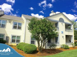 8020 Tremaine Ct APT B, Charlotte, NC 28227