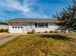 505 1st Ave SW, Pine Island, MN 55963