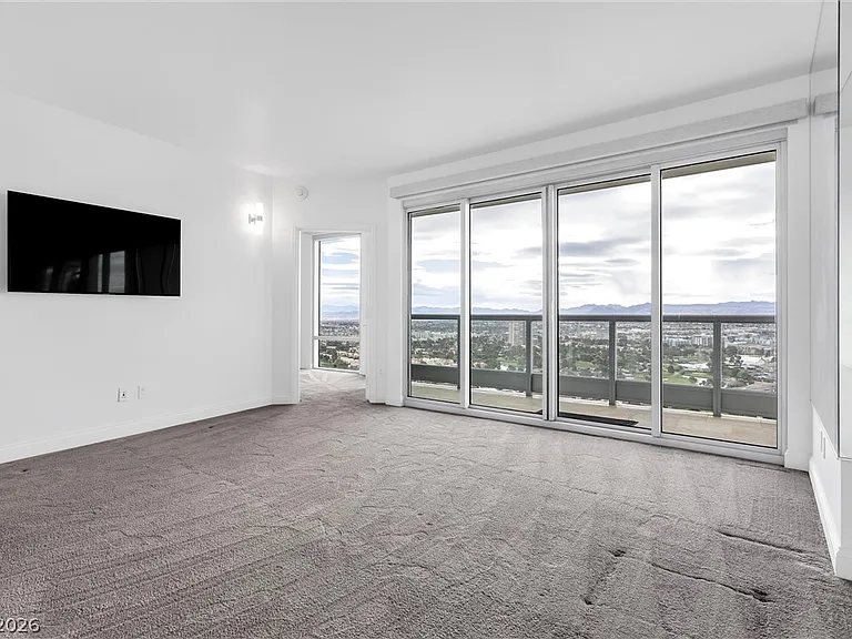 322 Karen Ave #3004 — Photo 2