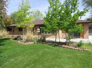 2409 Country Ln, Scottsbluff, NE 69361