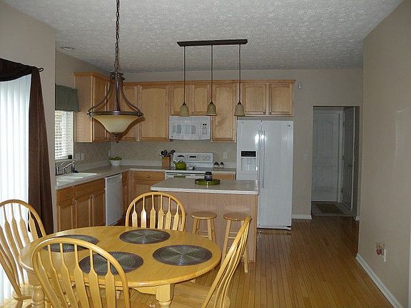 4th image of 14312 Autumn Woods Dr