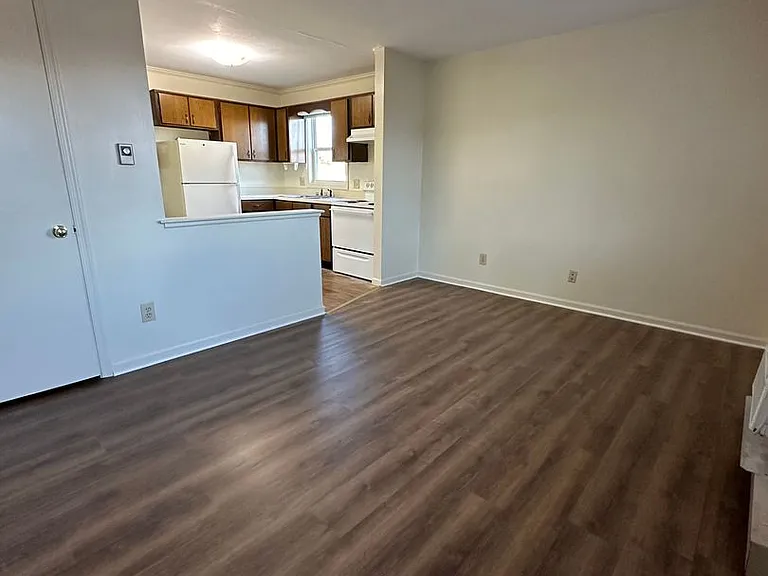 47 Pleasant Hill Rd #A — Photo 3