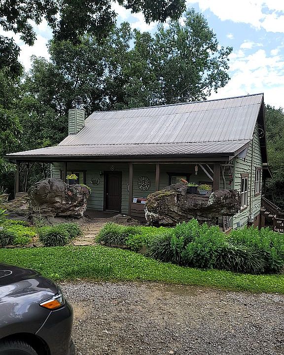 1st image of 476 County Road 295