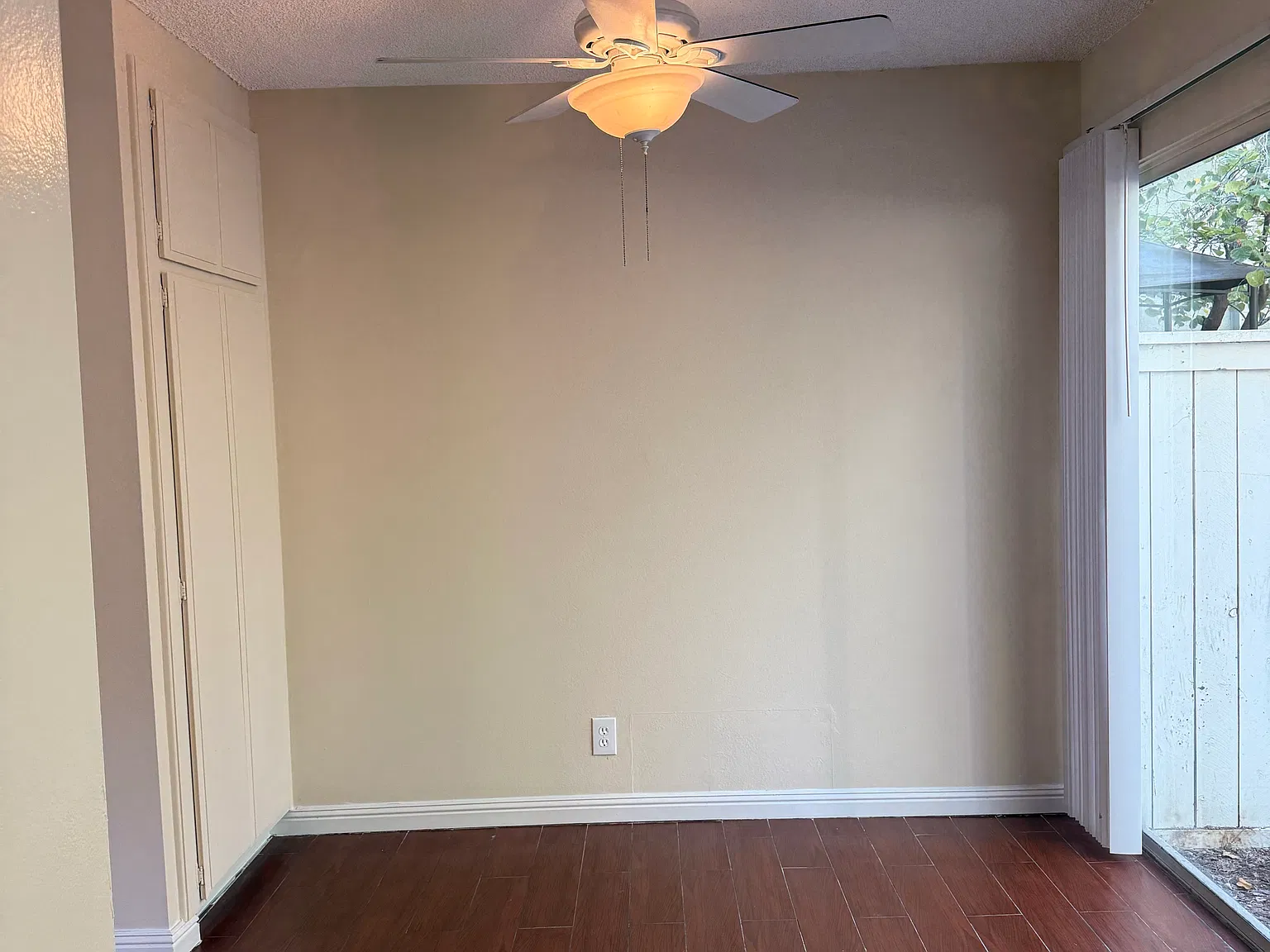 2 bed, 1040 sqft, $2,800 — Photo 4