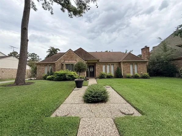 2006 Hamlin Valley Dr, Houston, TX 77090