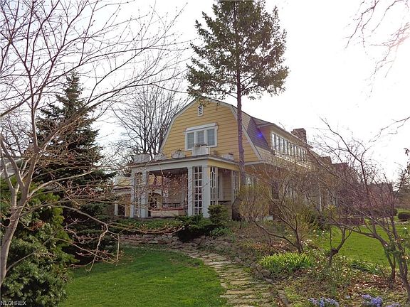 5th image of 13492 Lake Ave