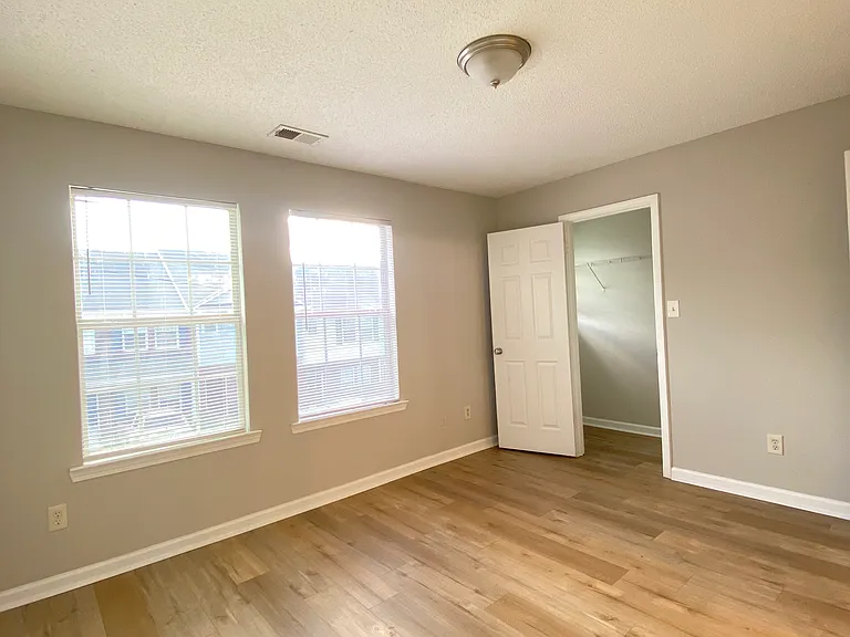 3615 Ginnis Ct SW #8 — Photo 11
