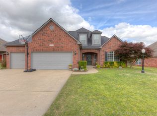 10220 N 140th East Ct, Owasso, OK 74055