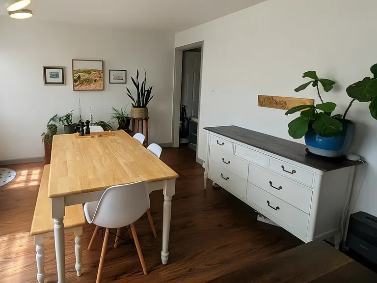 751 Lawrence Blvd — Photo 16