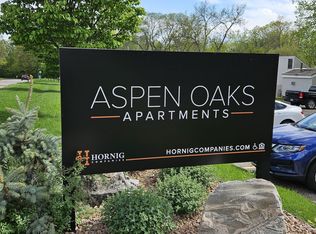 111225 Village Rd, Chaska, MN 55318