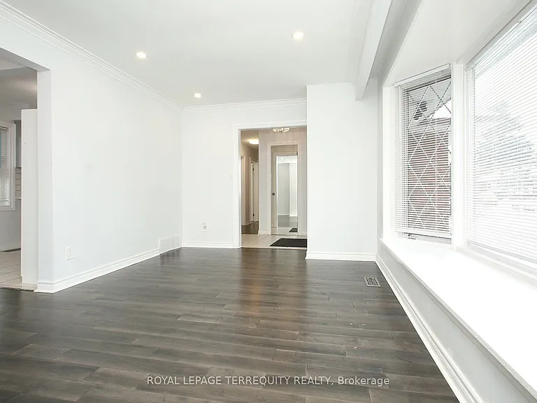 1 Barnes Cres — Photo 7