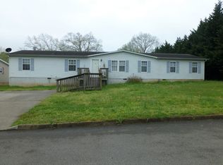 1129 Oakes Vista Ln, Seymour, TN 37865