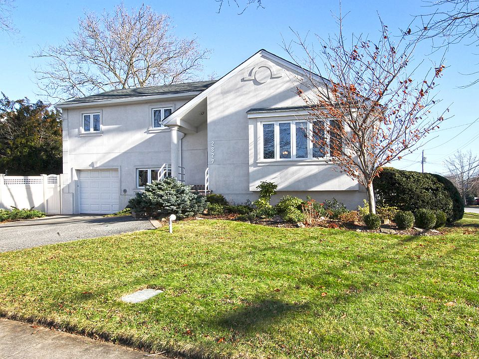 1st image of 2829 Whaleneck Dr
