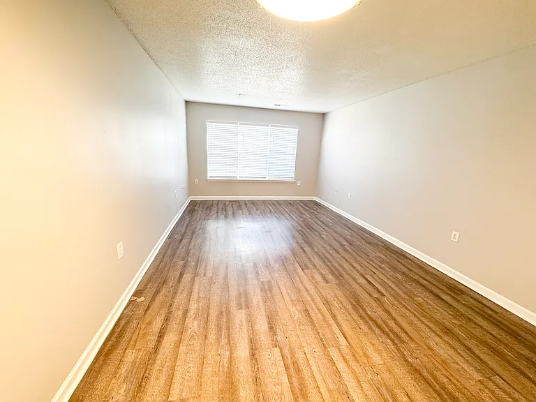 Northstone Apartments — Photo 52