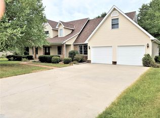 1404 N 17th St, Monett, MO 65708