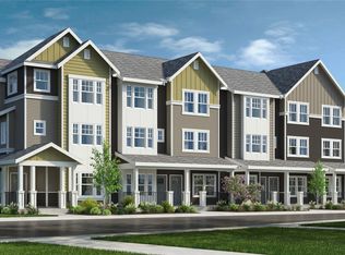 19363 NE 69th Cir UNIT 106, Redmond, WA