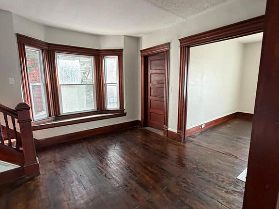 2nd image of 1439 E 110th St