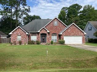 320 Sioux Dr, Abita Springs, LA 70420