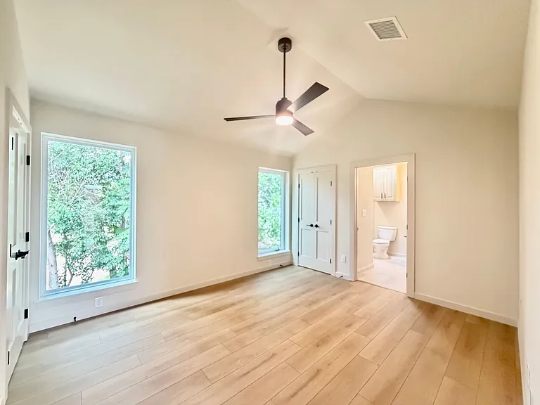 Modern Luxury in San Marcos' Premier Courtyard Community Now Leasing! — Photo 58