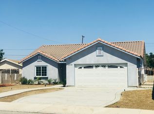 6613 Cherimoya Ave, Fontana, CA 92336