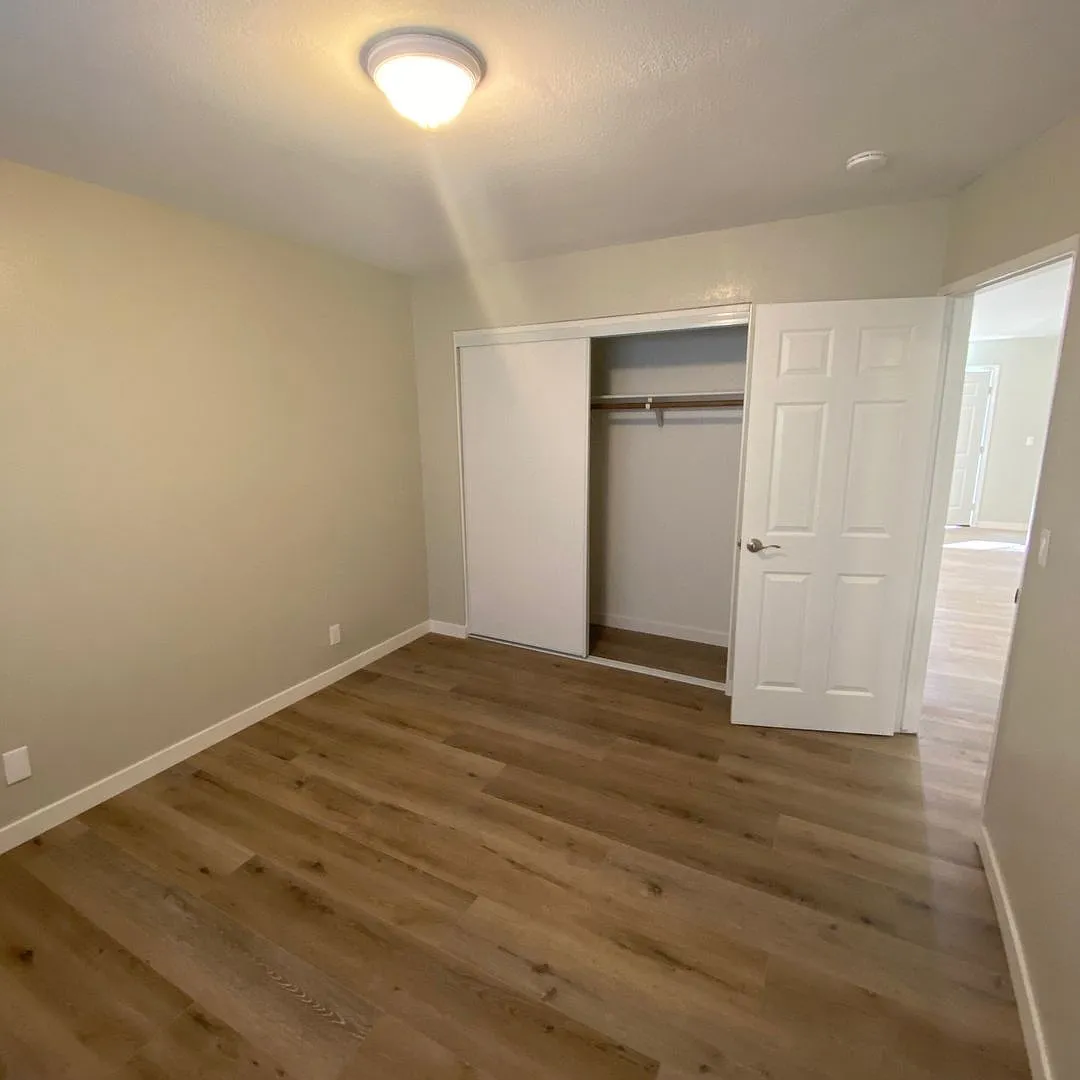 21375 Bear Valley Rd — Photo 4