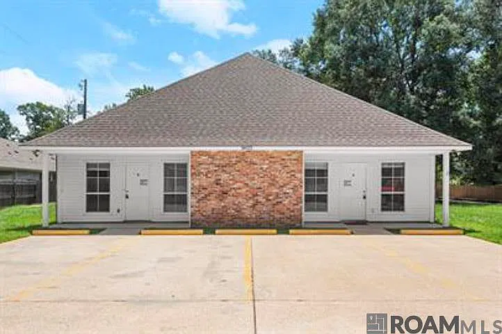 2 bed, 1000 sqft, $1,500 — Photo 1