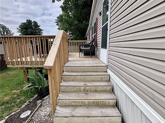 2nd image of 435 Mountain Village Dr