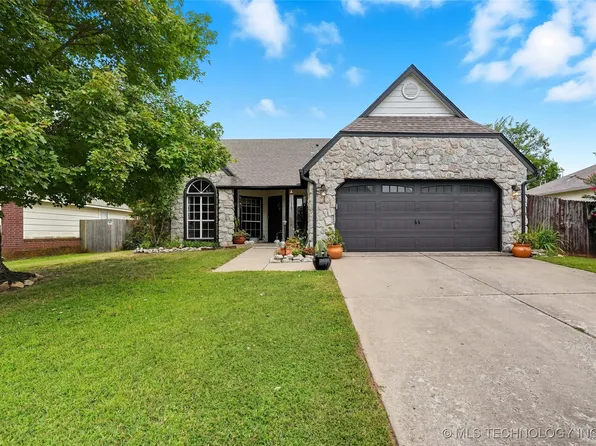 5408 S Redbud Ave, Broken Arrow, OK 74011